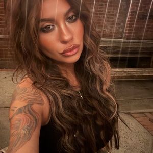 Meet your Posher, Tabitha